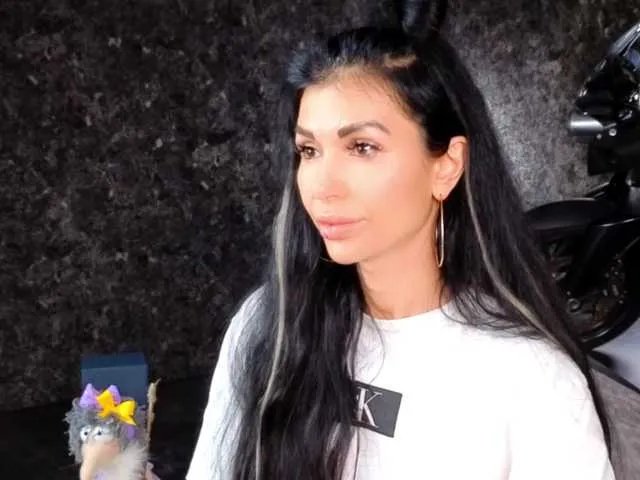 -BABAYAGA- on BongaCams 