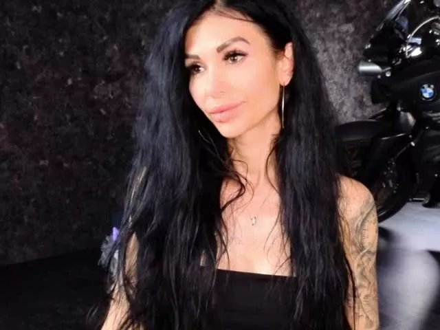 -BABAYAGA- on BongaCams 
