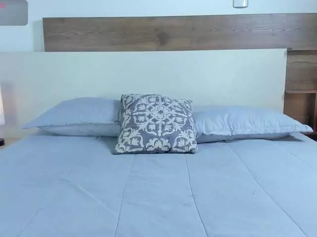 Offline -fullmoon on BongaCams