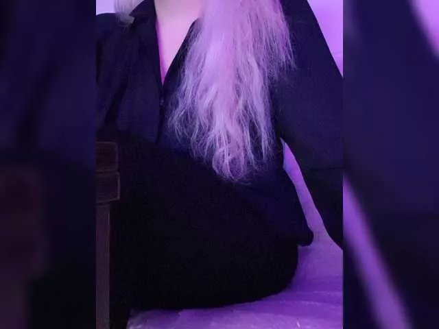 Offline Alicekitty on BongaCams
