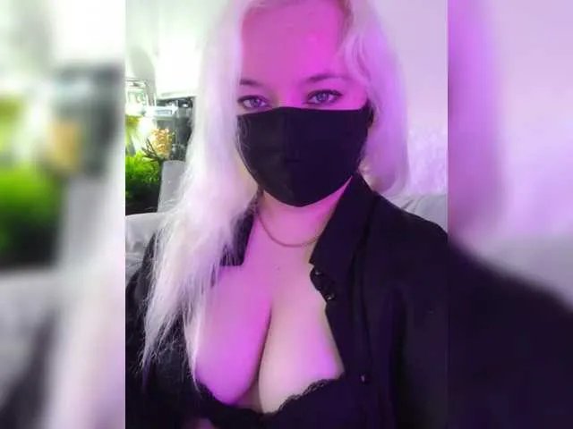 Offline Alicekitty on BongaCams