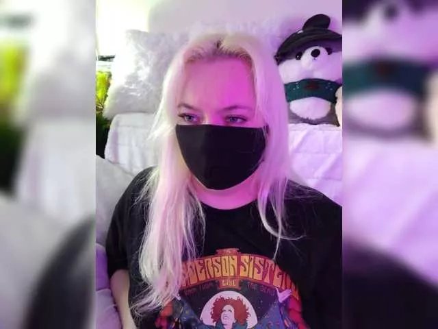 Offline Alicekitty on BongaCams