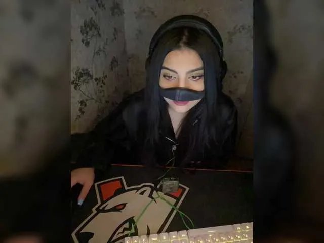 Offline aloeloea on BongaCams