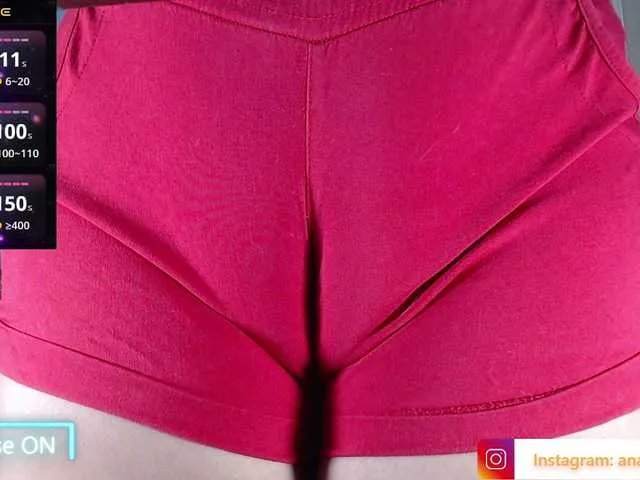 ana-loveee on BongaCams 