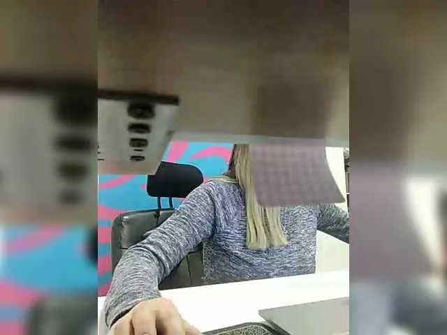 Offline Angelinamik on BongaCams