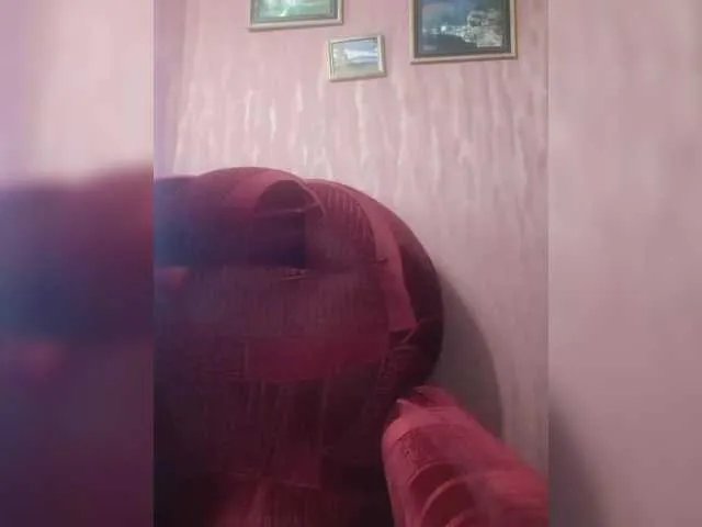 Offline Angelinamik on BongaCams