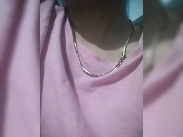 Freechat britt-grey on BongaCams