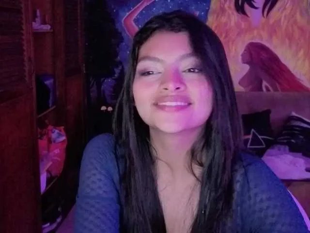 Offline Candela34 on BongaCams