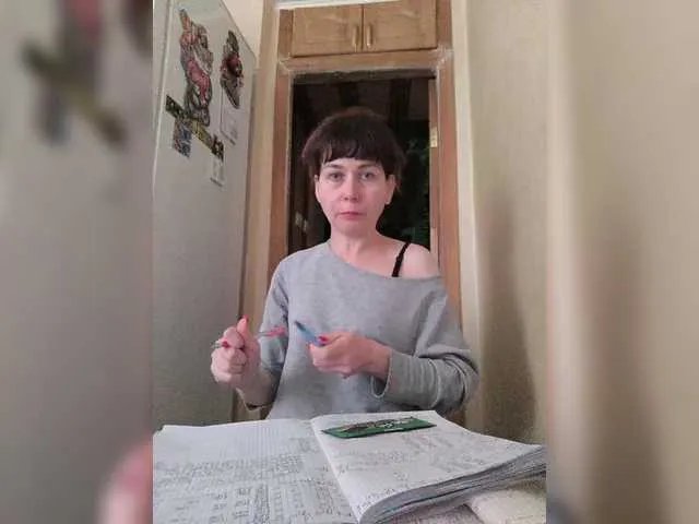 Offline caroliiine on BongaCams