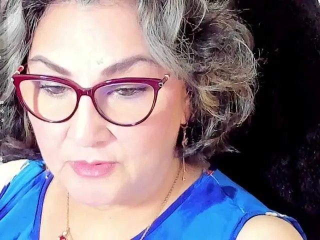 Offline cataleya-mom on BongaCams