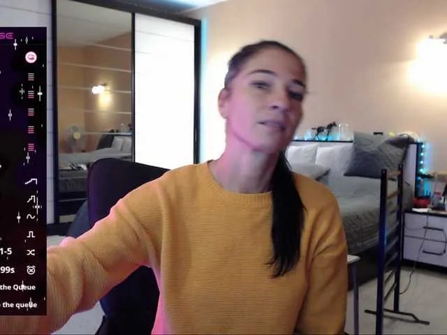 Offline DelicateKiss on BongaCams