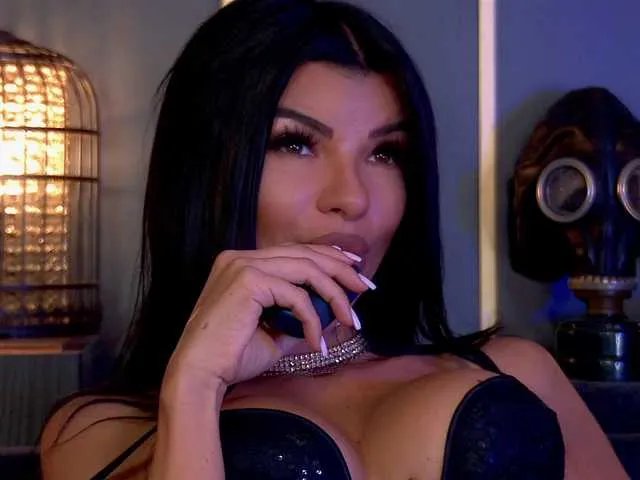 Offline EleniaDevons on BongaCams