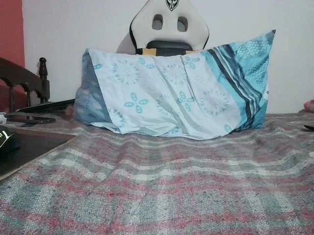 Offline Elizabeth68a on BongaCams