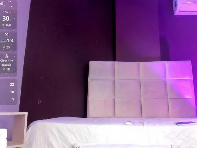 Offline Fallon-1 on BongaCams