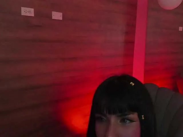 Offline GummyLuv on BongaCams