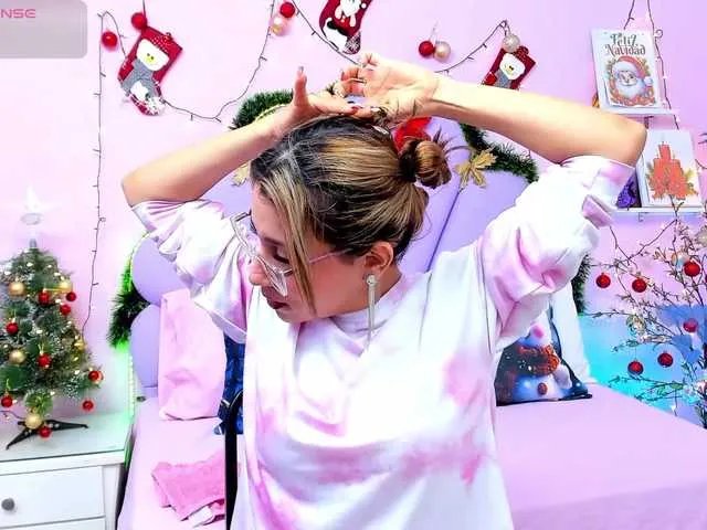 Offline HannaPretthy on BongaCams