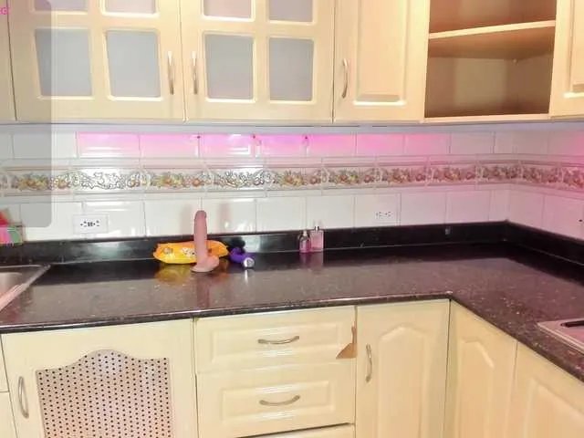 Offline HatsaJones on BongaCams