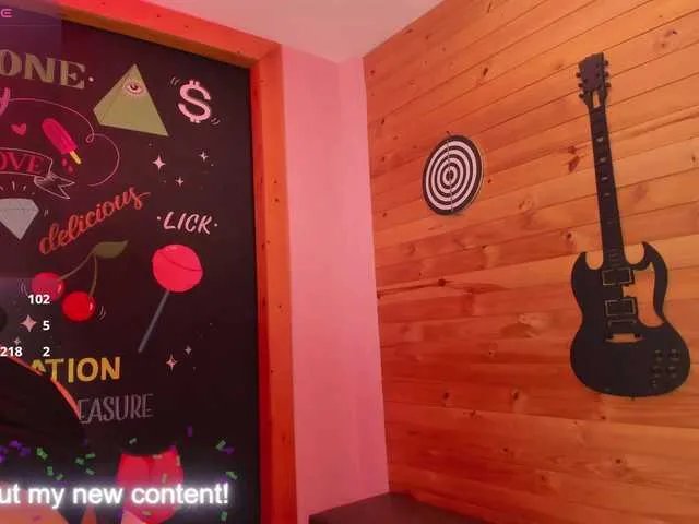 Offline HatsaJones on BongaCams