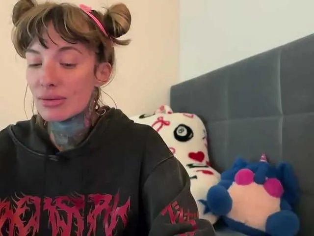 Offline iiixbostonxiii on BongaCams