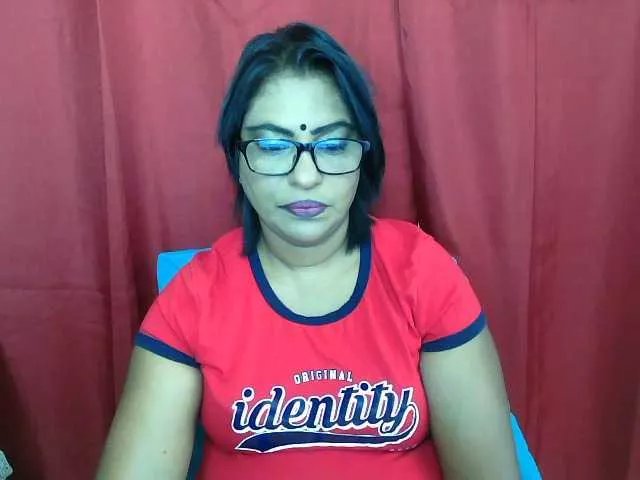 Freechat indiandelight001 on BongaCams