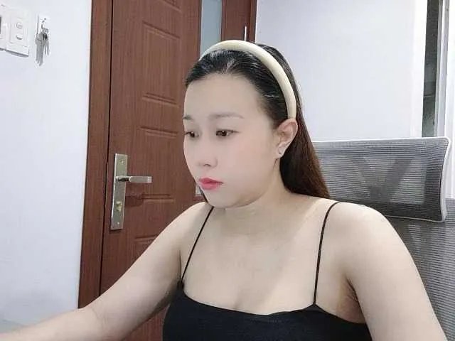 Offline Jely69 on BongaCams