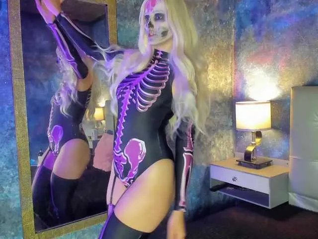 Offline Kallen-kozuky on BongaCams