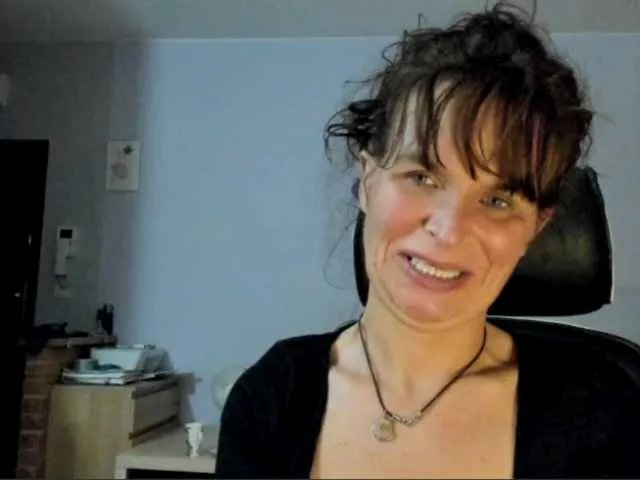 Offline KathyLove1 on BongaCams