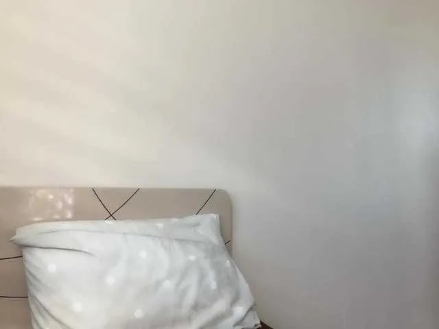 Offline kitty2003preaty on BongaCams