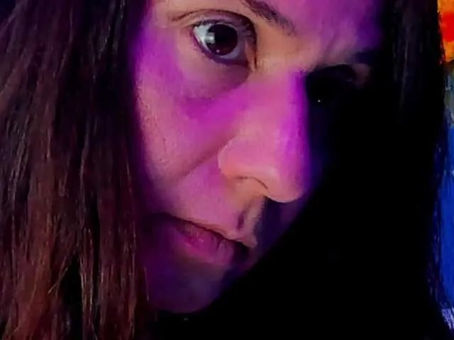 Offline KylieBloom on BongaCams