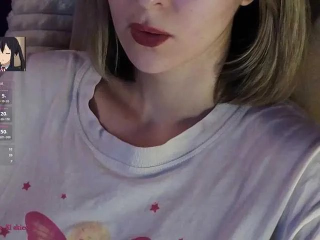 Offline LollyGirlMoon on BongaCams