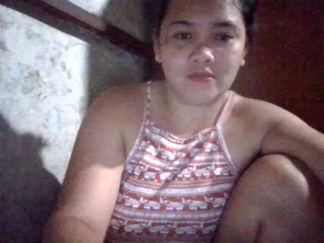 Offline LovelyShaxxx3 on BongaCams