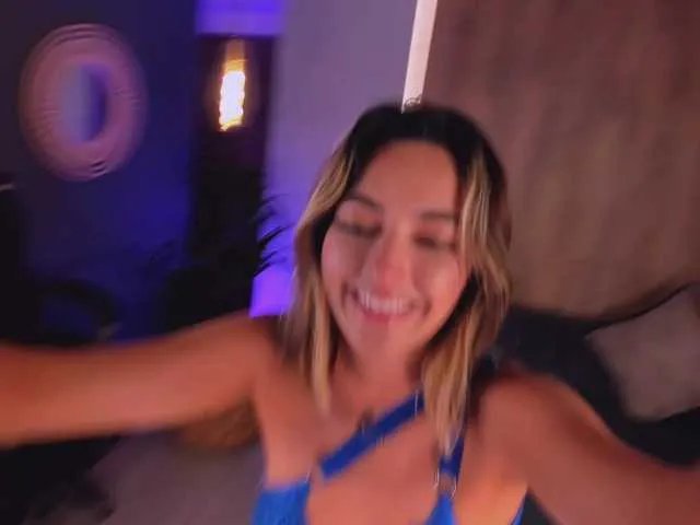 Freechat MelissaMoore on BongaCams