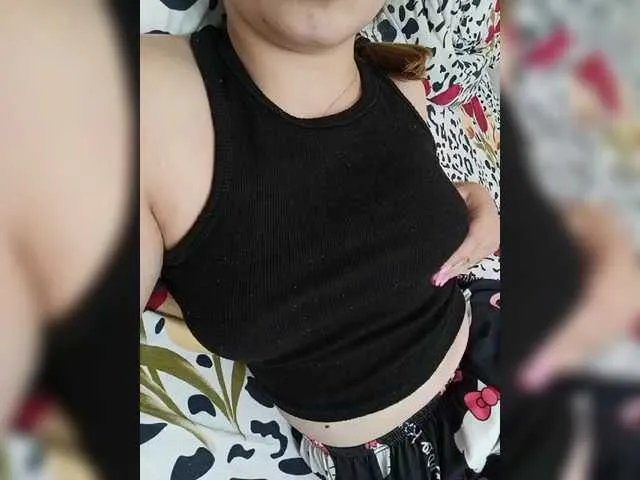 Offline Melissasosochka on BongaCams