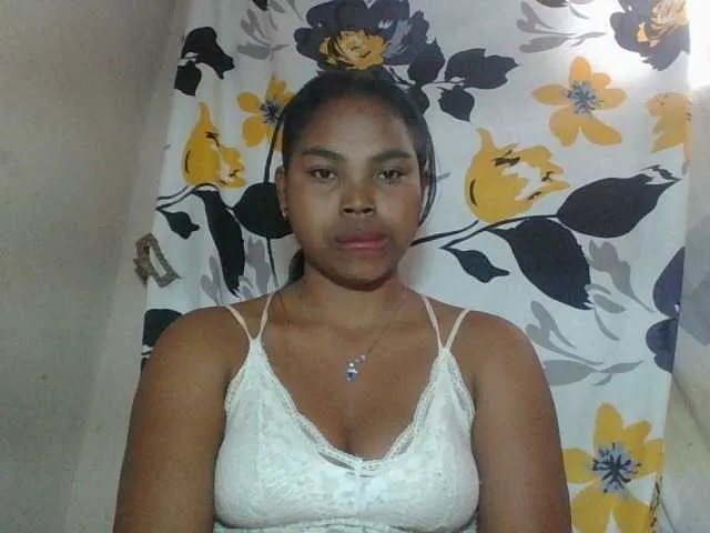 Offline Miarizou on BongaCams