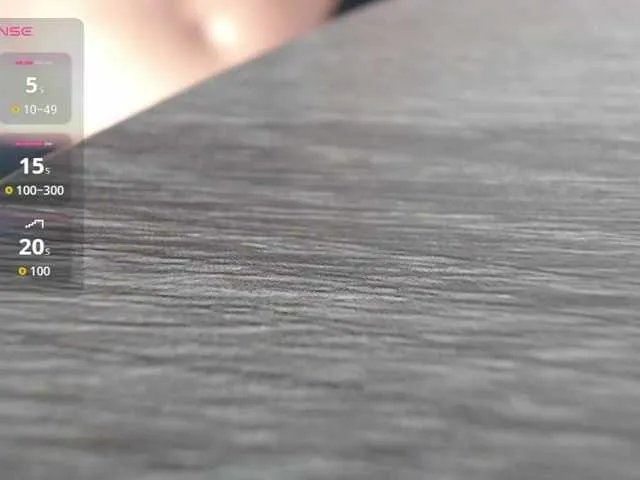 Offline Montenegro8 on BongaCams