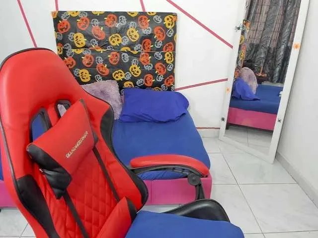 Offline NathyNatasha on BongaCams