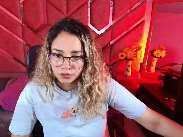 Offline OliviaFox on BongaCams