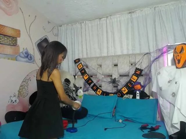 Offline paulina-evans on BongaCams