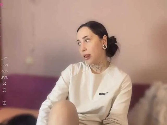 Freechat PinkyNastyx on BongaCams