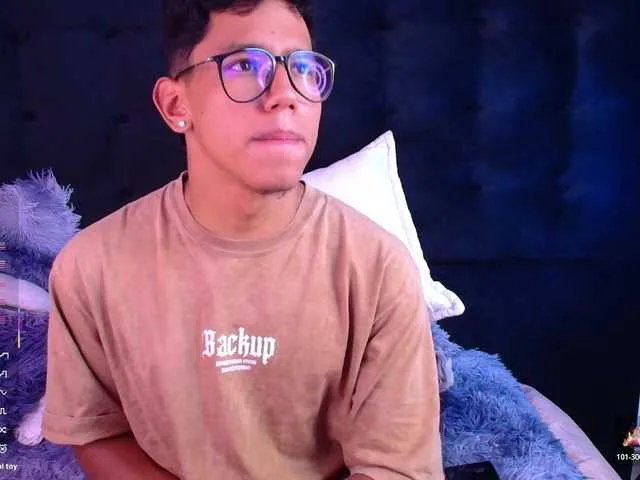 Offline RyanPricee on BongaCams