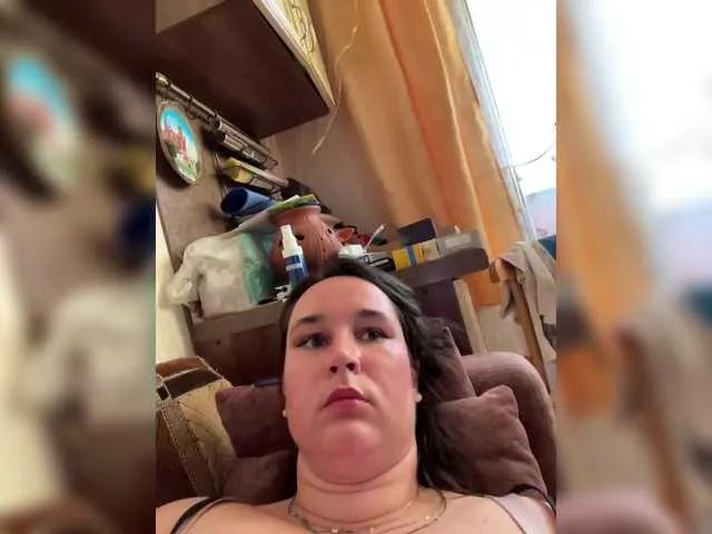 Freechat SaliiOnli on BongaCams