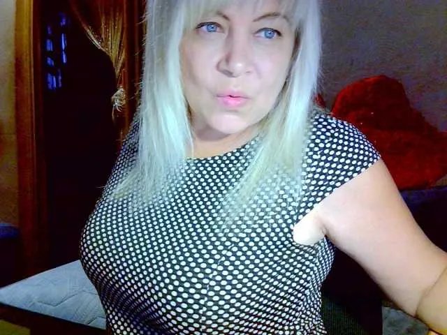 Offline Savan35na on BongaCams