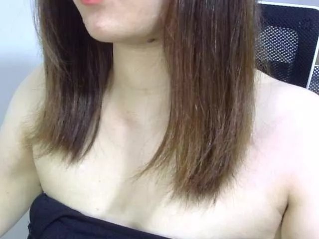 Offline Stella-869 on BongaCams