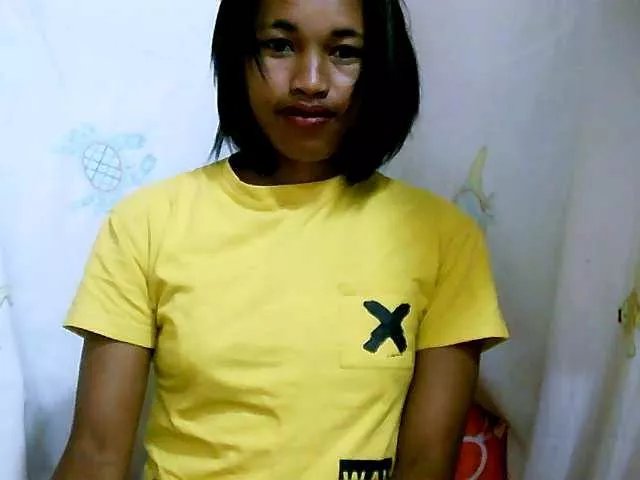 Offline Stellahsexylove on BongaCams