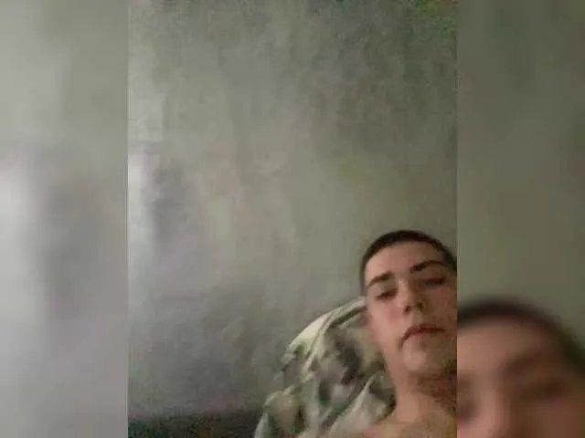 Offline TUYA2 on BongaCams