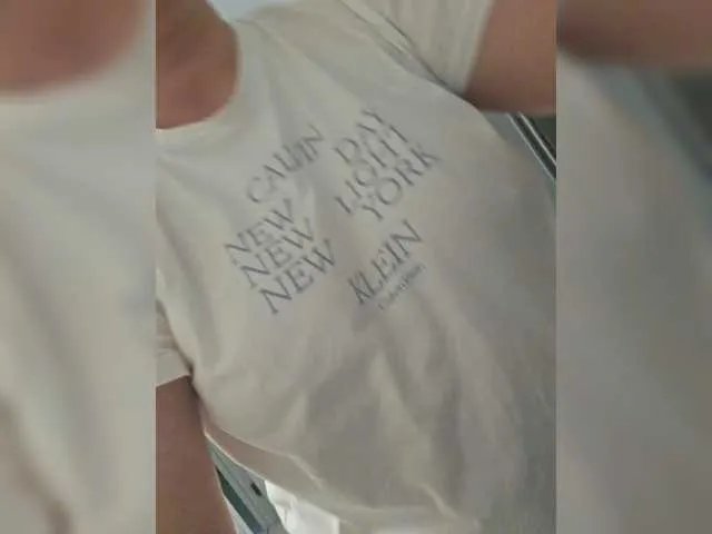 Offline YourWitcher on BongaCams