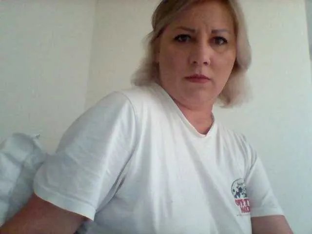 Offline YourWitcher on BongaCams