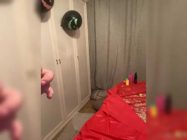 Offline YuGoVi on BongaCams