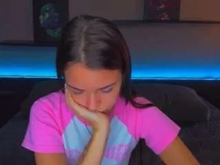 Freechat alexabarkley on CamSoda