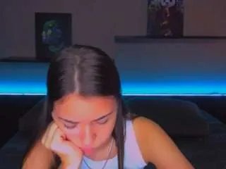 Freechat alexabarkley on CamSoda